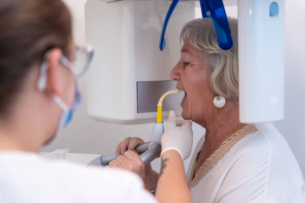 Best Emergency Tooth Extraction in West University Place, TX